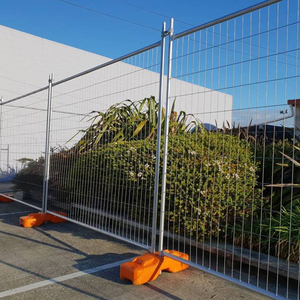 Miễn Phí Đứng Cao Su Di Động Tạm Thời Tường Nhựa Sự Kiện Hàng Rào Rào Chân Đứng - Product Image 1