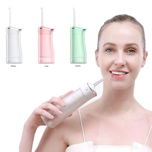 Limpiador Dental Eléctrico Impermeable IPX7, Irrigador Bucal Recargable con 4 Boquillas, 200 ml/300 ml - Product Image 1