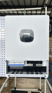 Système solaire hors réseau 20 kW 48 V à onde sinusoïdale pure triphasée hybride avec contrôleur MPPT - Product Image 4