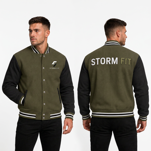 Chaqueta Varsity Unisex Storm Fit, Verde Oliva, Mangas Negras, Logotipo Bordado Casual, Estampado Frontal y Trasero, Corte Regular, Ropa de Invierno - Product Image 1