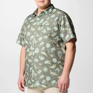 Camisa de pesca con botones, de alta gama, con protección UV extra grande, con temática indígena, bordado campestre, estilo hoodie. - Product Image 3