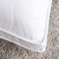 Oreiller de lit blanc de qualité supérieure avec housse en coton, fabrication OEM ODM, vente en gros, pour hôtel, personnalisable
