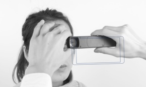 AAO Hot Sale 2023 Portable Handheld Veterinary Ophthalmology Slit Lamp PSL-150 6.5X Magnification 10000+ lx LED Illumination 4-6 - Product Image 3