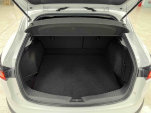 <span class=keywords><strong>Mazda</strong></span> CX-4 <span class=keywords><strong>2023</strong></span>, 2.0L, Automático, Tracción en Dos Ruedas, Edición Blue Sky Vitality - Product Image 5