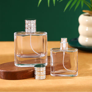 Botella de Perfume Portátil Cuadrada y Simple de Vidrio de 30ml 50ml, Envase de Perfume con Atomizador - Product Image 1