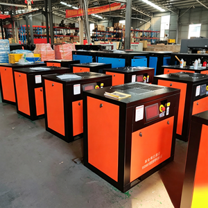 Compresseur d'air à vis rotatif haute efficacité 7,5 kW 10 CV pour outils pneumatiques de serrage et de soufflage - Product Image 5