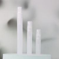 Bouteille de pulvérisation en plastique de tube carré de 10ml 20ml 30ml facilement transportée