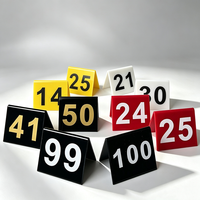 Support de numéro de table en acrylique en forme de V, imprimé double face, style tente, pour restaurant, jeu, vente aux enchères, marqueur de table