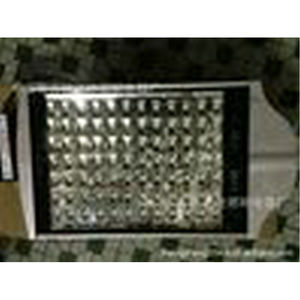 Lampadaire LED 84W avec alimentation CA pour éclairage extérieur - Product Image 1