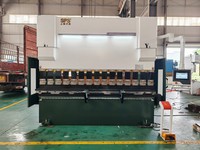 Presse plieuse hydraulique CNC réglable SPS, machine de traitement des tôles métalliques haute performance à bon prix