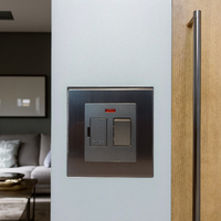 MGA Nouveau Design Populaire Vente en Gros Personnalisable Gris Noir Haute Norme 5A Interrupteur Double Pôle avec Fusible pour Utilisation à Domicile et Bureau