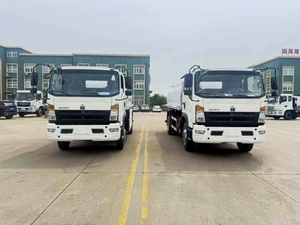 Tanque <span class=keywords><strong>de</strong></span> combustible Camión cisterna Sinotruck Camión cisterna <span class=keywords><strong>de</strong></span> combustible 10 Cbm Tanques <span class=keywords><strong>de</strong></span> combustible - Product Image 3