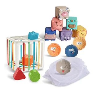 حمام حيوانات من السيليكون بتصميم هندسي لعب الأطفال من 6 إلى 12 شهرًا من البلاستيك