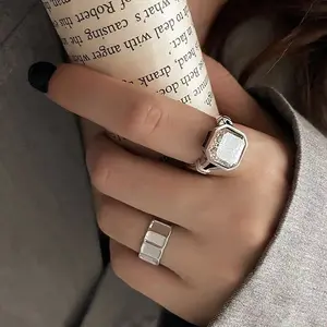 SR1130 Fashion jewelry square diamond ring S925 sterling silver square diamond zircon ring is adjustable