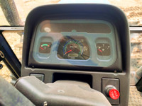 Tractor Usado Económico a Granel d SNH904 de 90HP con Cabina y Aire Acondicionado para Compradores de Bolivia, Perú, Nigeria y el Sudeste Asiático