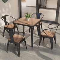 Ensemble de table et de chaises de restaurant en métal pour l'extérieur, avec protection solaire, pour cour, balcon et entrée