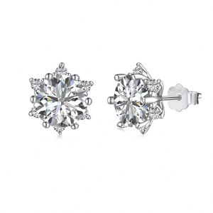 Boucles d'oreilles clous Dylam en forme de flocon de neige étincelant, 2 carats, zircone cubique 5A, pour femmes - Product Image 1