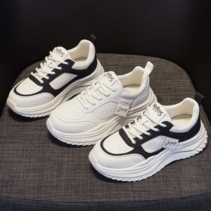 รองเท้ากีฬาหนังแท้สำหรับผู้หญิง, ใหม่ฤดูใบไม้ผลิ2026รองเท้าผ้าใบแพลตฟอร์มหนาและน้ำหนักเบาเพิ่มความสูงได้หลากหลาย - Product Image 2