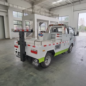 Mini Grúa de Remolque Dongfeng 4x2 con Pluma y Elevador de Ruedas Combinados, Camión de Recuperación de 2t con Elevador Hidráulico Inferior - Product Image 6