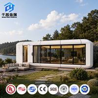 Maison conteneur moderne respirante de 40 pieds, forme ovale, design modulaire préfabriqué, directement de l'usine pour hôtels, complexes hôteliers et parcs