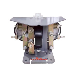Galets de guidage d'ascenseur KONE RG150 90mm en acier – Pièces d'ascenseur - Product Image 1