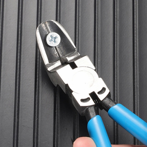 Multifunctional Diagonal Staple Screwdriver <strong>Removal</strong> <strong>Tool</strong> Car Rivet Tightening Pliers Wire Stripping Car <strong>Clip</strong> Pliers - Product Image 4
