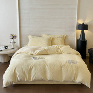 Juego de Ropa de Cama de Lana Duoximeimiankang, Grueso para Invierno, Color Sólido, Cuatro Piezas, con Diseño Floral - Product Image 3