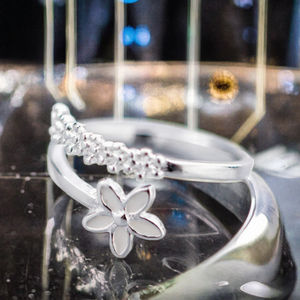 European American Hot Selling Rhodium 925 <b>Sterling</b> <b>Silver</b> Flying Butterfly Gardenia Flower Wedding <b>Rings</b> <b>Adjustable</b> Open <b>Ring</b> - Product Image 3