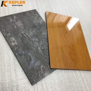 Kepler-<span class=keywords><strong>tablero</strong></span> laminado <span class=keywords><strong>compacto</strong></span> para revestimiento de pared, resistente al agua, espejo brillante de 2mm, diseño de madera de mármol, resina fenólica HPL - Product Image 5
