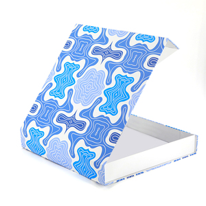 Scatola Regalo Rigida Pieghevole Personalizzata con Laminazione Lucida e Chiusura Magnetica - Product Image 3