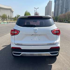 <span class=keywords><strong>Auto</strong></span> Usata Baojun 510 del 2018 a Basso <span class=keywords><strong>Prezzo</strong></span>, Modello Manuale, Edizione Lusso 1.5L, <span class=keywords><strong>Auto</strong></span> di Seconda Mano dalla Cina - Product Image 4