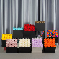 Bestseller: 16 Konservierte Rosen in Quadratischer Box – Rote Rosen als Dekoration für Geburtstags- und Valentinstagsgeschenke – Ewige Rosen Geschenkbox