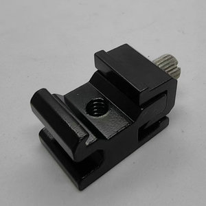 Support flash à griffe froide 19x19x17mm en alliage d'aluminium, adaptateur de trépied à dégagement rapide avec monture à vis 1/4 - Product Image 3