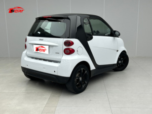Mercedes-Benz Smart 1.0L Hatchback d'occasion 2013 en stock - Product Image 2
