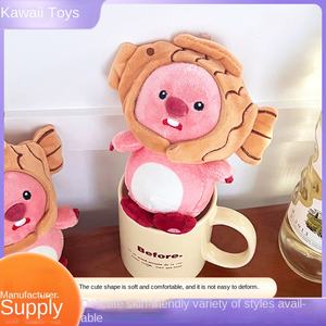 Peluche Piccola Bambola da Quattro Pollici, Simpatica <span class=keywords><strong>Volpe</strong></span> con Zaino a Testa <span class=keywords><strong>di</strong></span> Pesce, Portachiavi per Bambini - Product Image 3