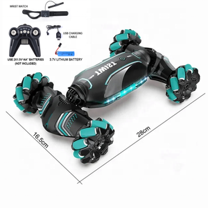 KK nouveau 1:16 enfants jouets radiocommandés nouvelle <span class=keywords><strong>voiture</strong></span> cascadeuse RC améliorée avec musique et lumière contrôlée à la main geste voitures RC - Product Image 1