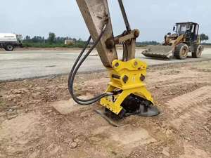 Großhandel Neue RIBETTER Mini-Baumaschinen Anbaugeräte Bagger Verdichter Rüttelplatte Motor Pumpe für die Landwirtschaft - Product Image 2