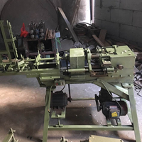 Machine automatique de fabrication de chapelets en bois