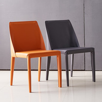 Chaise de salle à manger en cuir avec dossier, style nordique moderne, luxe léger, structure métallique, pour la maison, les restaurants, les cafés et les bureaux.