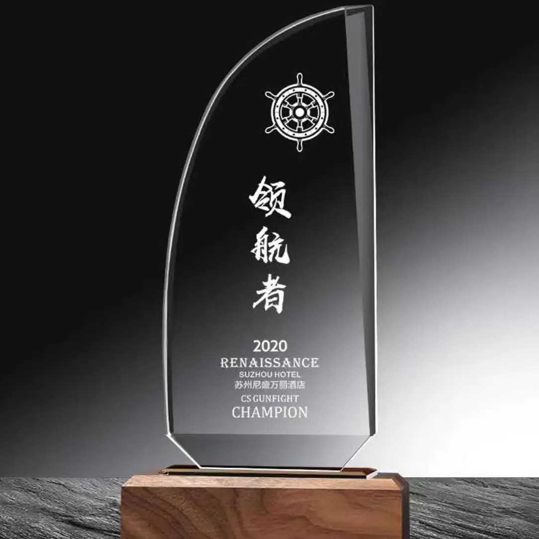 MH-NJ00686 Factory Wholesale Souvenur Gift Wooden Triangle Crystal Glass Trophy Sublimation Award Plaque