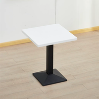 Ensemble de tables à manger modernes en bois massif Mobilier de restaurant commercial pour hôtels, cafés et restaurants