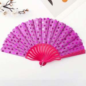 Éventail pliant en bambou gravé personnalisé, décoration de fête d'anniversaire et de mariage, cadeaux pour invités - Product Image 4