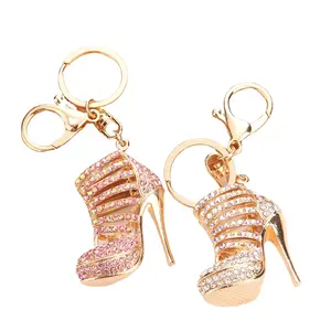 도매 프로모션 라인 석 금속 아연 합금 여성 소녀 키 체인 하이힐 크리스탈 3d 신발 키 체인
