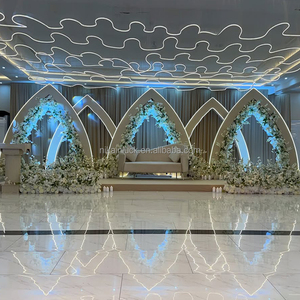 Arche de scène de mariage de style <span class=keywords><strong>palais</strong></span> indien NIKA, grande arche décorative en acrylique robuste avec éclairage LED - Product Image 2
