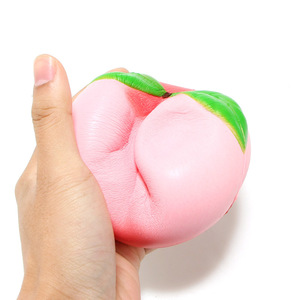 Nouveau produit phare : Balle anti-stress en mousse PU en forme de pêche rose de 4 pouces, jouet de Noël pour soulager le stress - Product Image 5