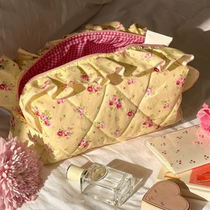Sac de Maquillage en Dentelle Florale avec Fermeture Éclair, Doux, Magnifique, Moderne, Élégant, Coloré, Grande Capacité, pour Femme - Product Image 3