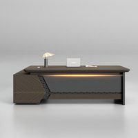 Ensemble de bureau de direction moderne avec chaise, table de patron en forme de L avec éclairage LED et armoire
