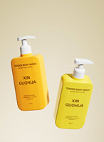 Bouteille de shampooing et de gel douche carrée en PET orange de 300 ml, pompe à lotion à pression, impression personnalisée et logo, conteneur cosmétique