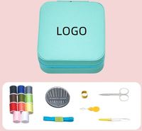 Kit de couture portable multifonctionnel pour la maison, avec logo imprimable, coupe-fil, aiguille et boîte de rangement pour la couture domestique