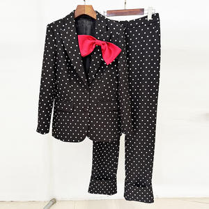 Abito personalizzato nero bianco a pois Set Blazer a fiocco rosso e <span class=keywords><strong>pantaloni</strong></span> con risvolto formale da ufficio abiti da festa per <span class=keywords><strong>donna</strong></span> - Product Image 2